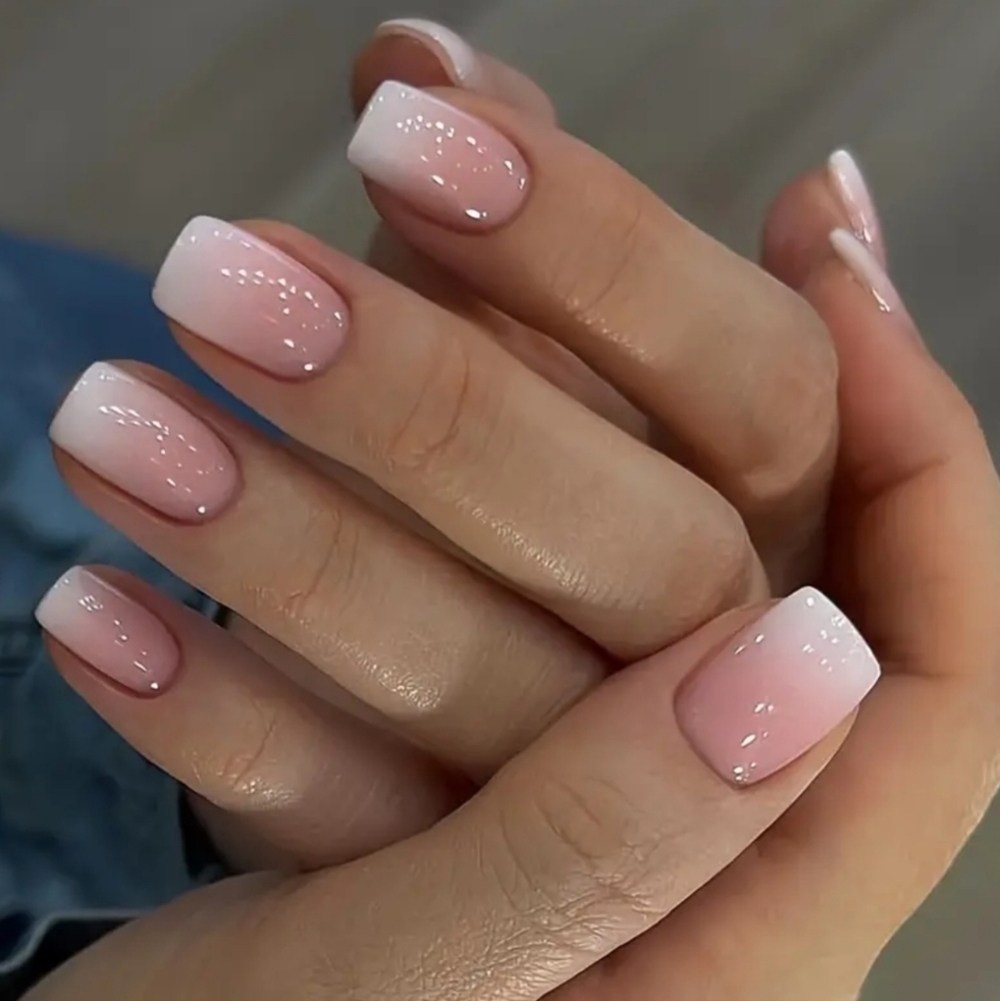 24 Pieces Fake Press On Nails